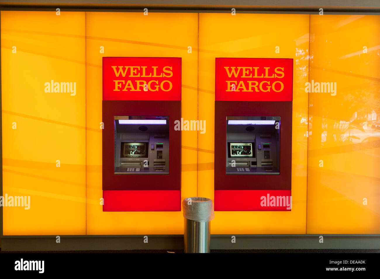 Leere Brunnen Fargo ATM - USA Stockfoto