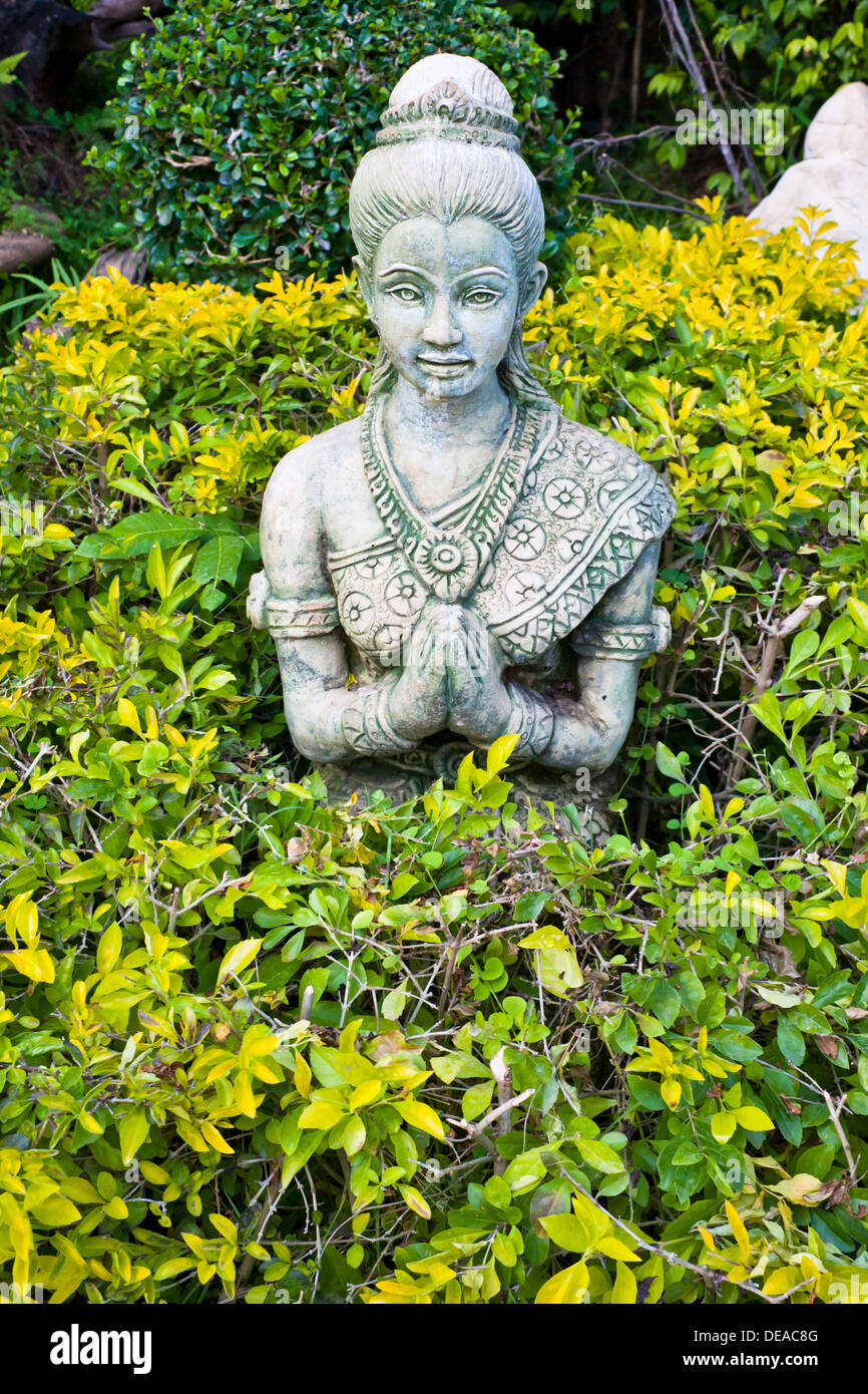 Kunst Asien Asiatische Schoner Blauer Junge Frohliche Kultur Dekoration Design Puppe Ethnische Ausdruck Freundlich Madchen Grussen Hande Hallo Hallo Stockfotografie Alamy