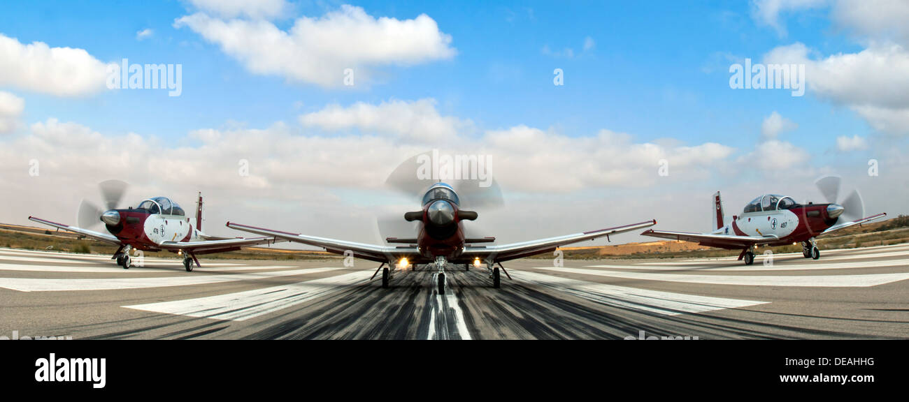 Israelische Luftwaffe Flight Academy Beechcraft T-6A Texan II (Efrony) auf dem Boden Stockfoto