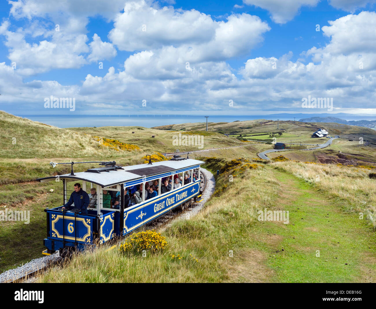 Oberen Teil des The Great Orme Straßenbahn nach unten in Richtung der Stadt, The Great Orme, Llandudno, Conwy, North Wales, UK Stockfoto