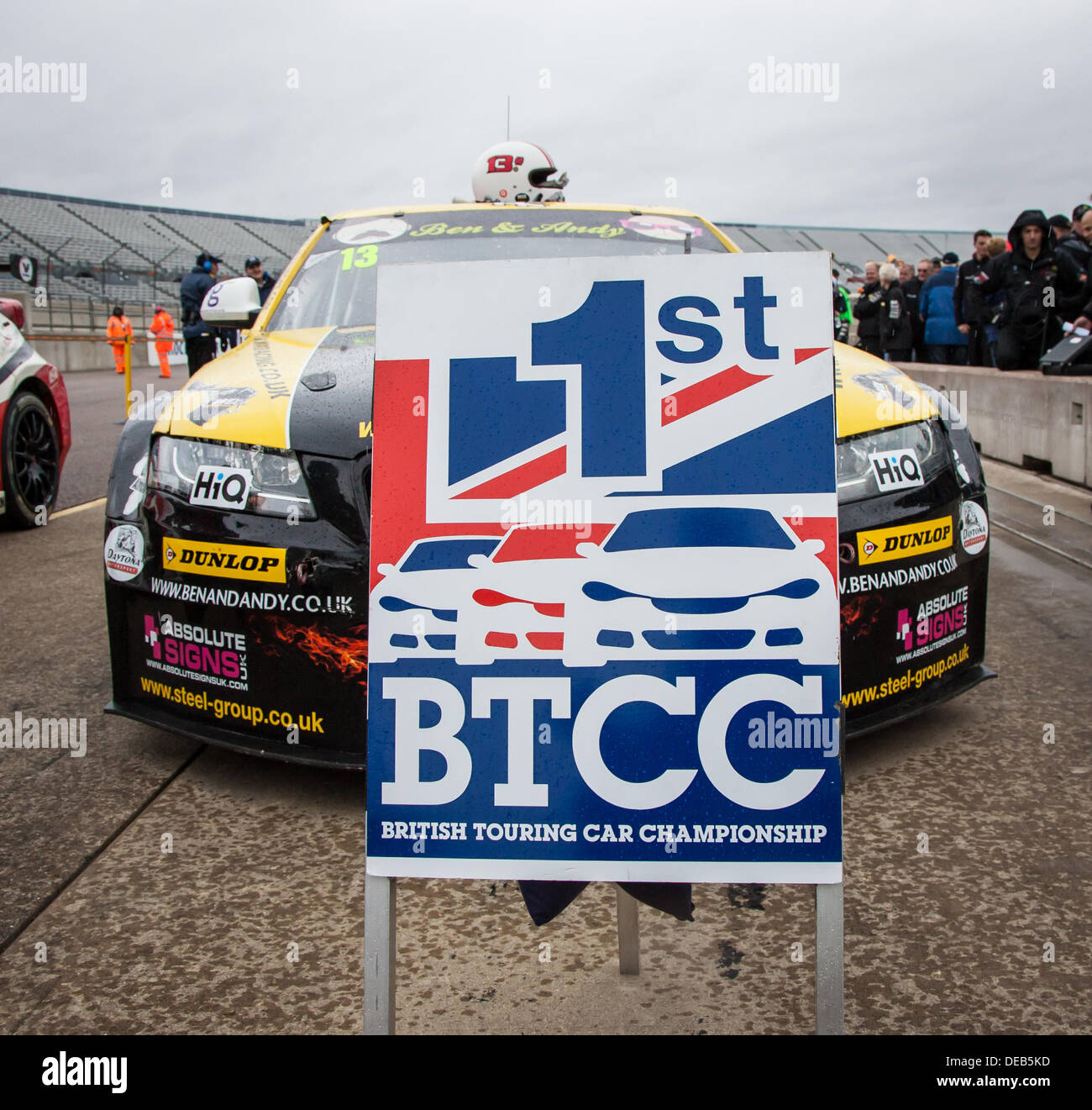 Rockingham, UK. 15. September 2013. BTCC Renntag in Rockingham in UK Credit: Steven Reh/Alamy Live News Stockfoto
