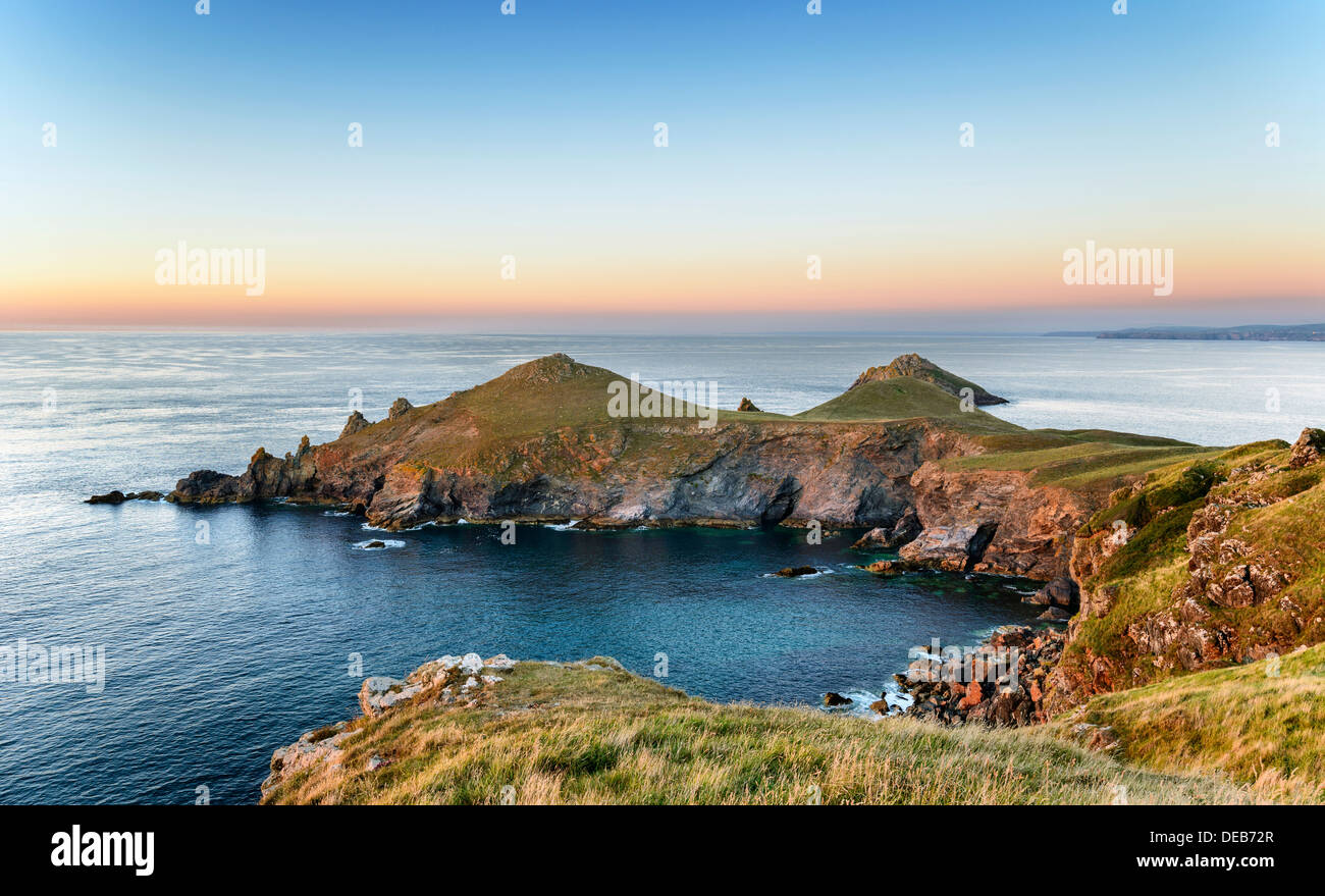 Der Bürzel auf der Landzunge Pentire an Cornwalls Küste Stockfoto
