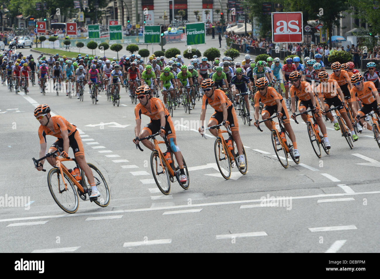 Madrid, Spanien. 15. September 2013. Team Euskaltel während 21 Etappe der Vuelta ein España Parquesur nach Madrid. Bildnachweis: Aktion Plus Sport/Alamy Live-Nachrichten Stockfoto