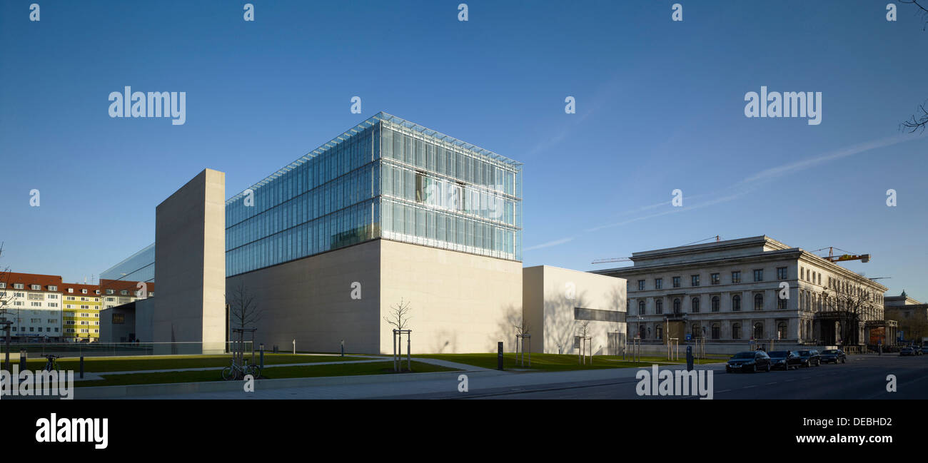 Staatliches Museum für ägyptische Kunst, Hochschule für Fernsehen und Film, München, Deutschland. Architekt: Peter Böhm Architekten, 2011. Stockfoto