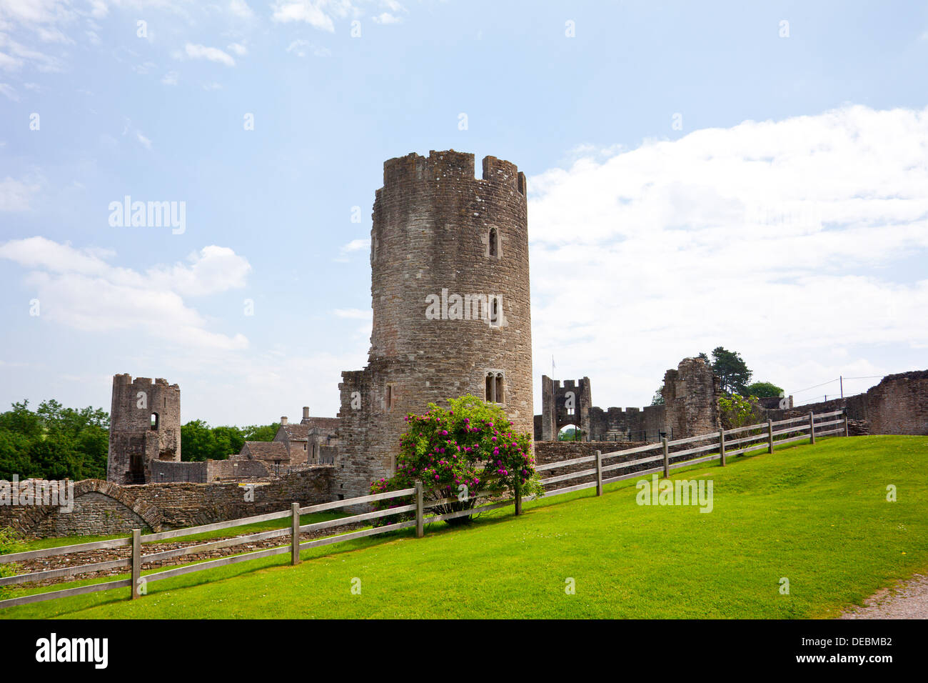 Die Überreste von der Süd-West-Turm am Farleigh Hungerford Castle, nr Bath, Somerset, England, UK Stockfoto