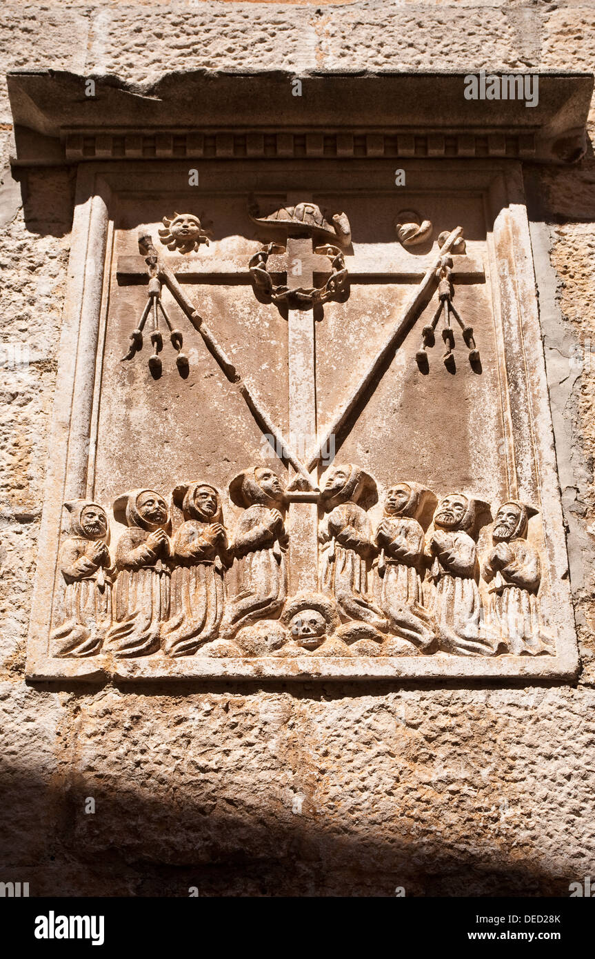 Historische Skulpturen auf alten, steinernen Haus, Old Town, Korcula, Kroatien Stockfoto