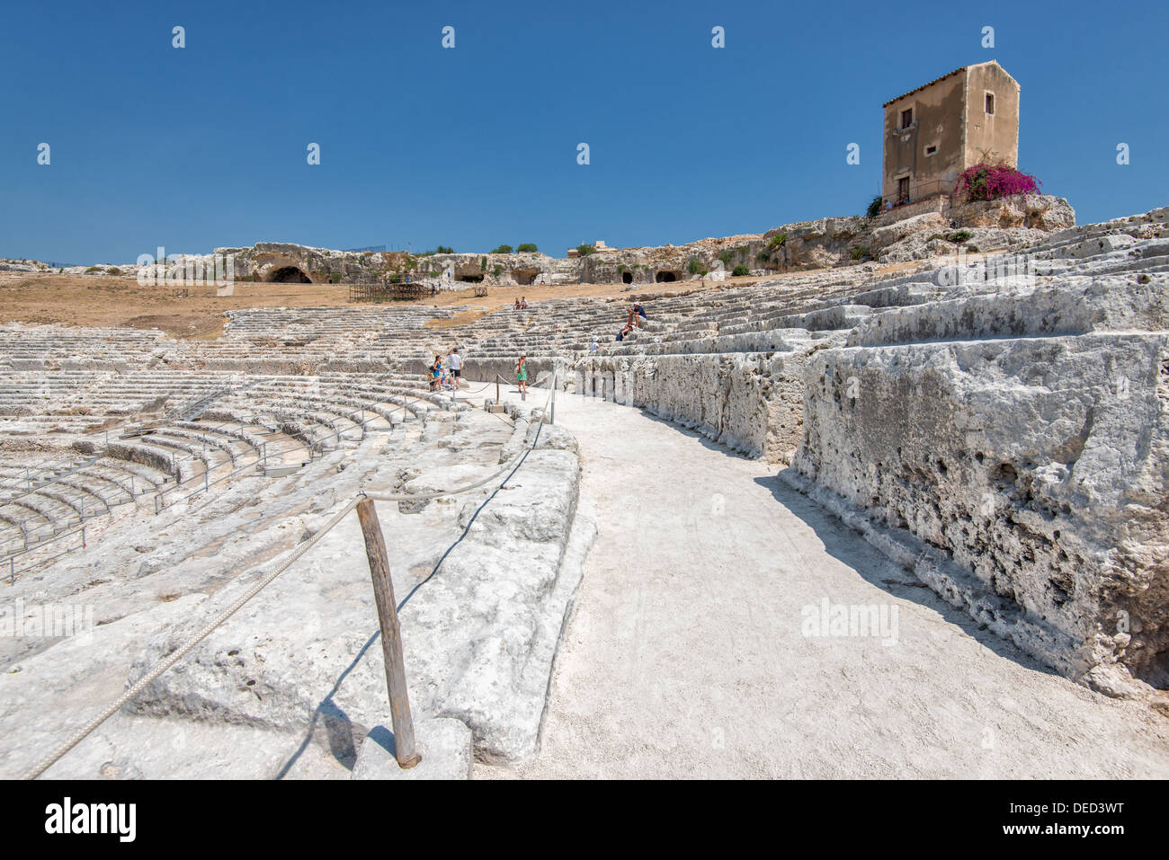 Das griechische Theater in Syrakus auf Sizilien. Das Theater stammt aus dem 5. Jahrhundert v. Chr.. Stockfoto