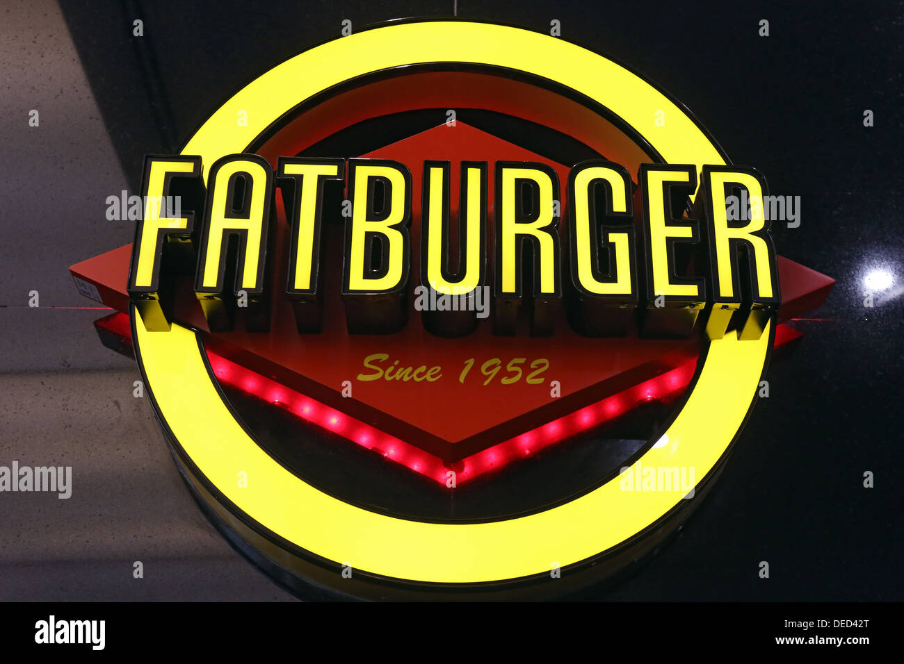 Dubai, Vereinigte Arabische Emirate, Unternehmen unterzeichnen die Fastfood-Kette Fatburger Stockfoto