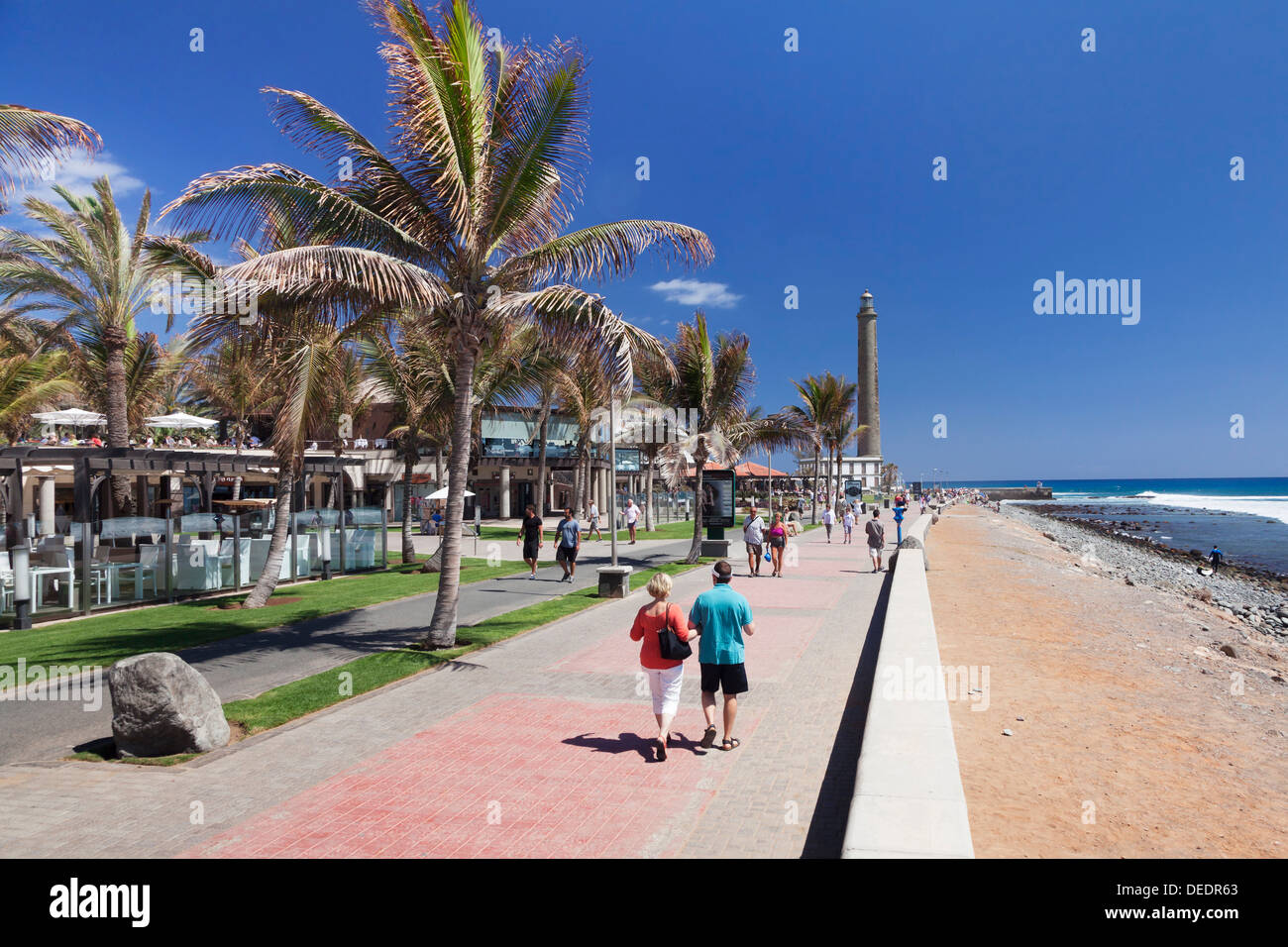 Promenade und dem Leuchtturm Faro de Maspalomas, Maspalomas, Gran Canaria, Kanarische Inseln, Spanien, Atlantik, Europa Stockfoto