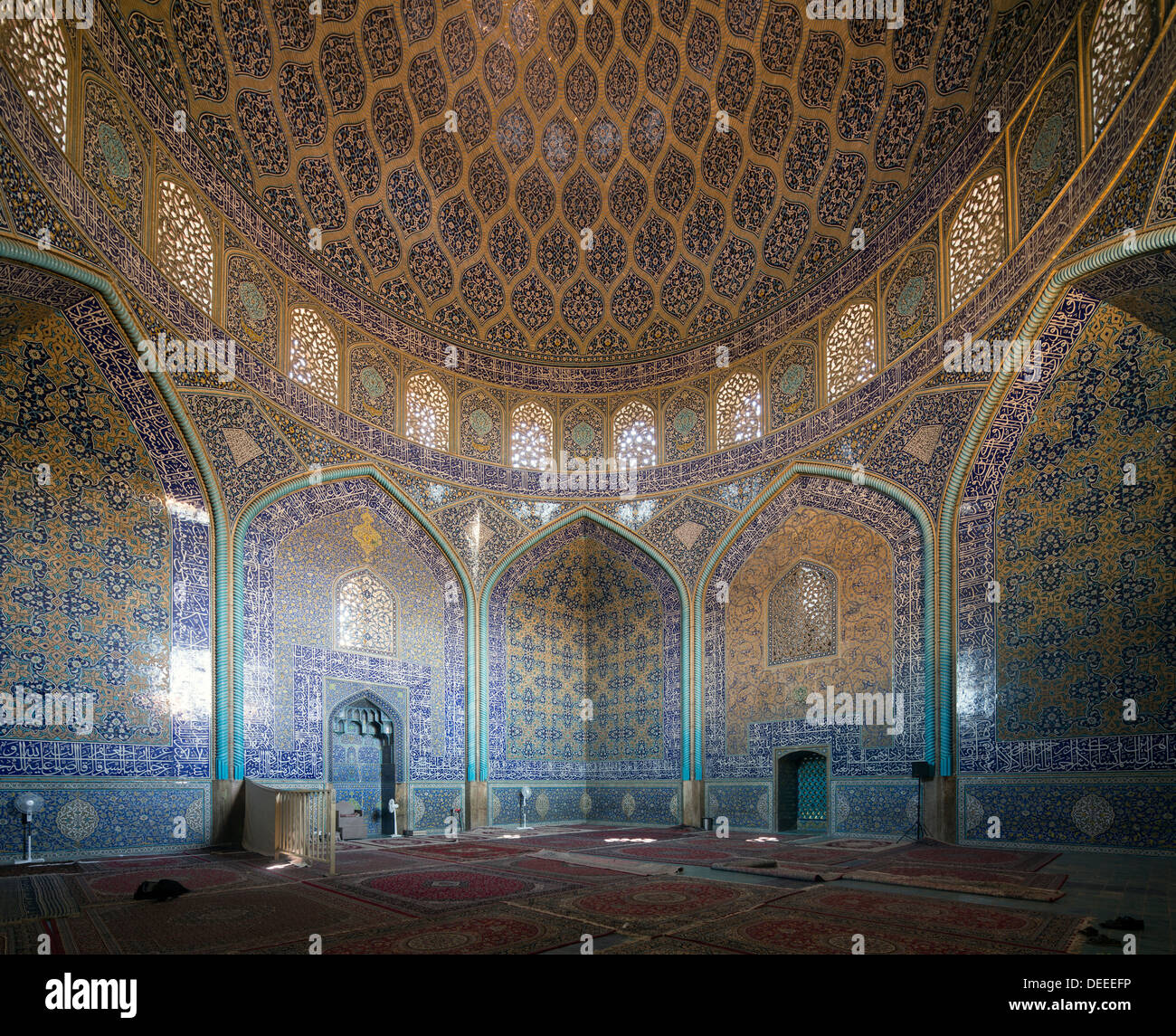 Ansicht von innen, Shaikh Lutfallah Moschee, Isfahan, Iran Stockfotografie Alamy