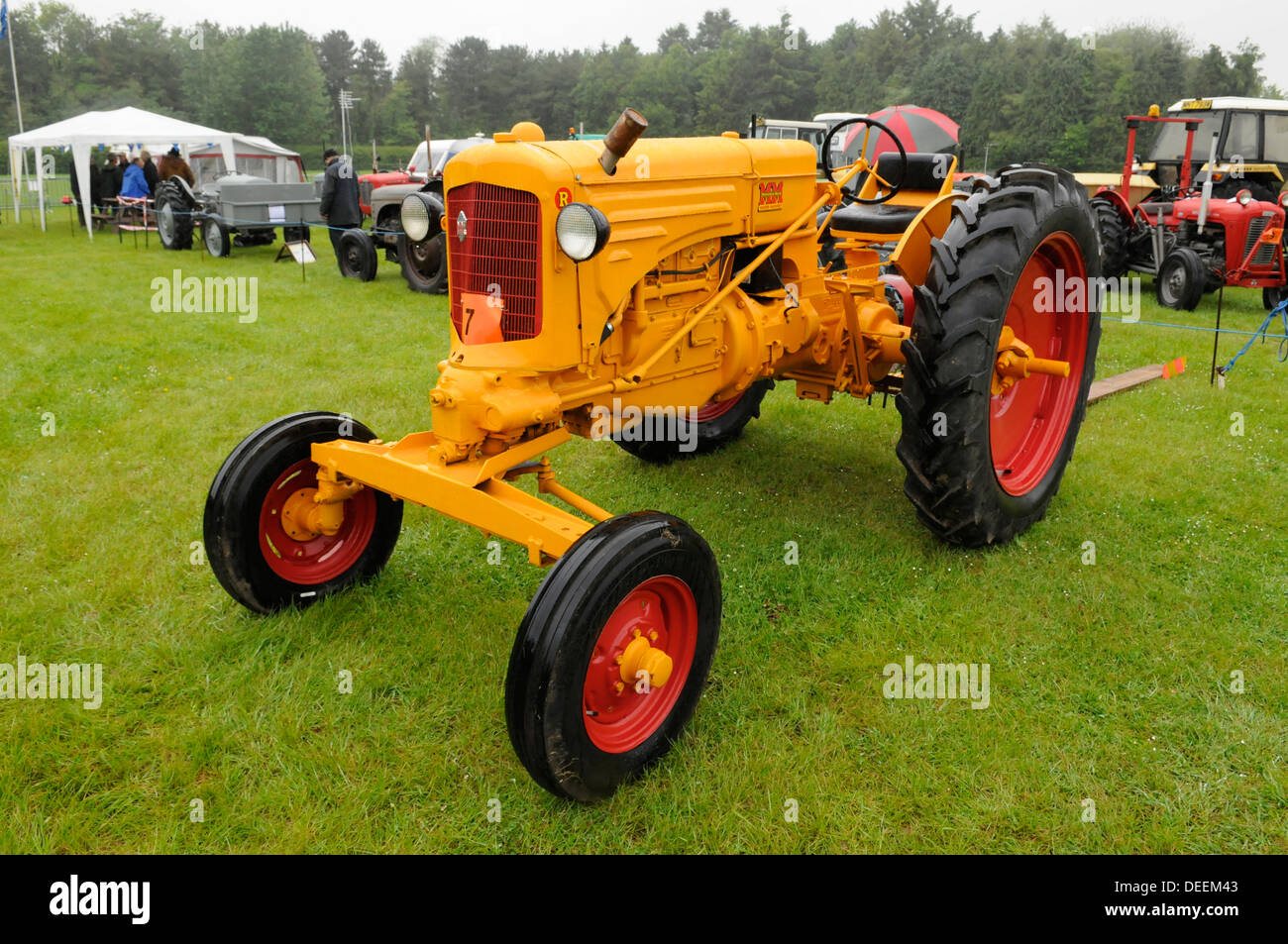 Traktor auf dem Display auf der Messe & West Bath, Somerset, UK Stockfoto