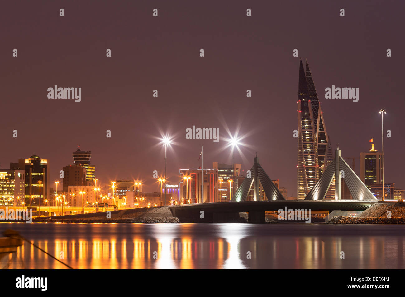 Manama bei Nacht, Bahrain, Middle East Stockfoto