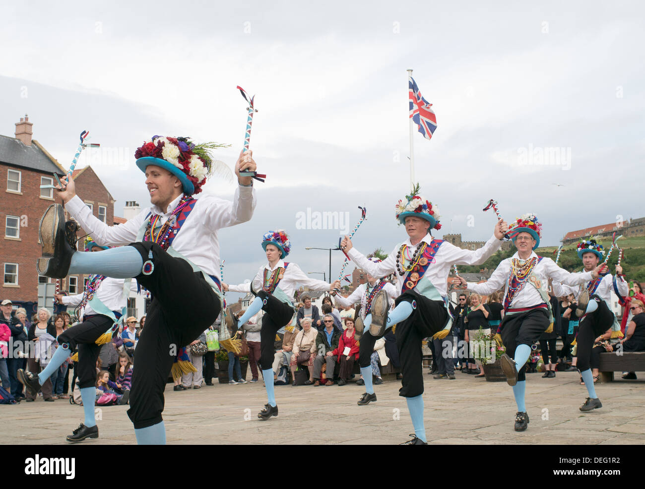 Morris Tänzer am Folk Woche Whitby, Yorkshire, England, UK Stockfoto