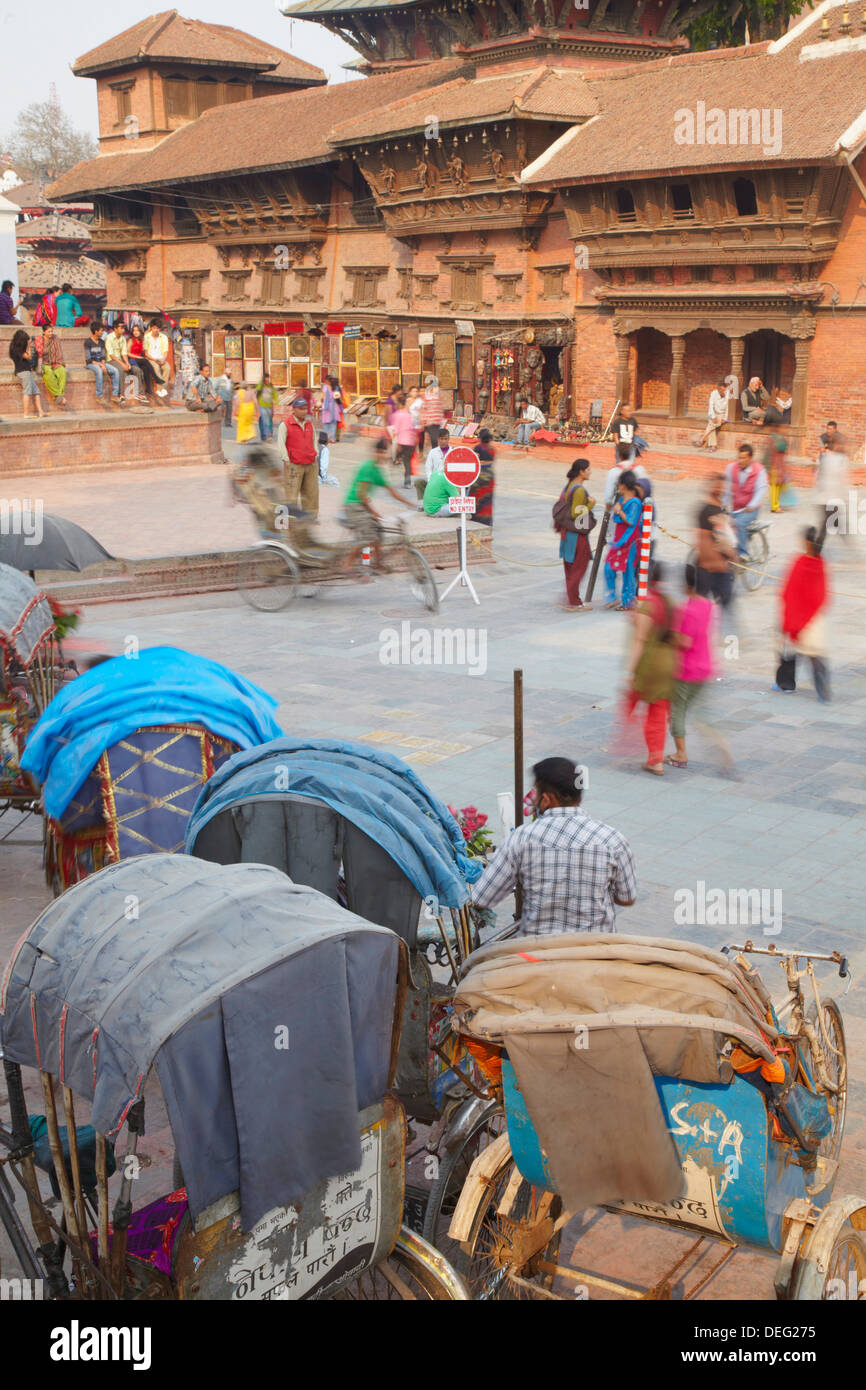 Rikschas in Durbar Square, UNESCO-Weltkulturerbe, Kathmandu, Nepal, Asien Stockfoto