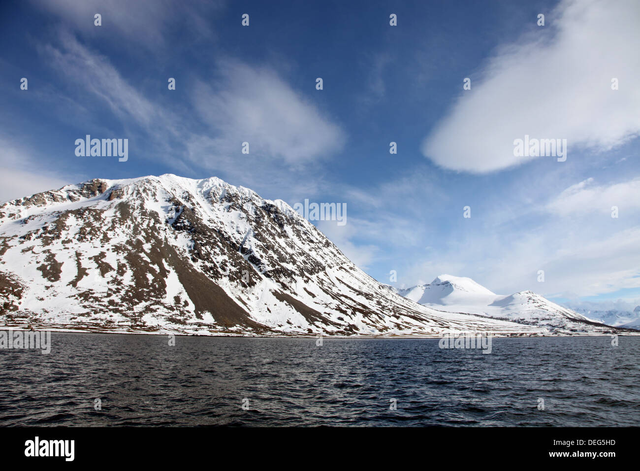 Lyngen Alpen, vom Ullsfjord, Troms, arktische Norwegen, Skandinavien, Europa Stockfoto