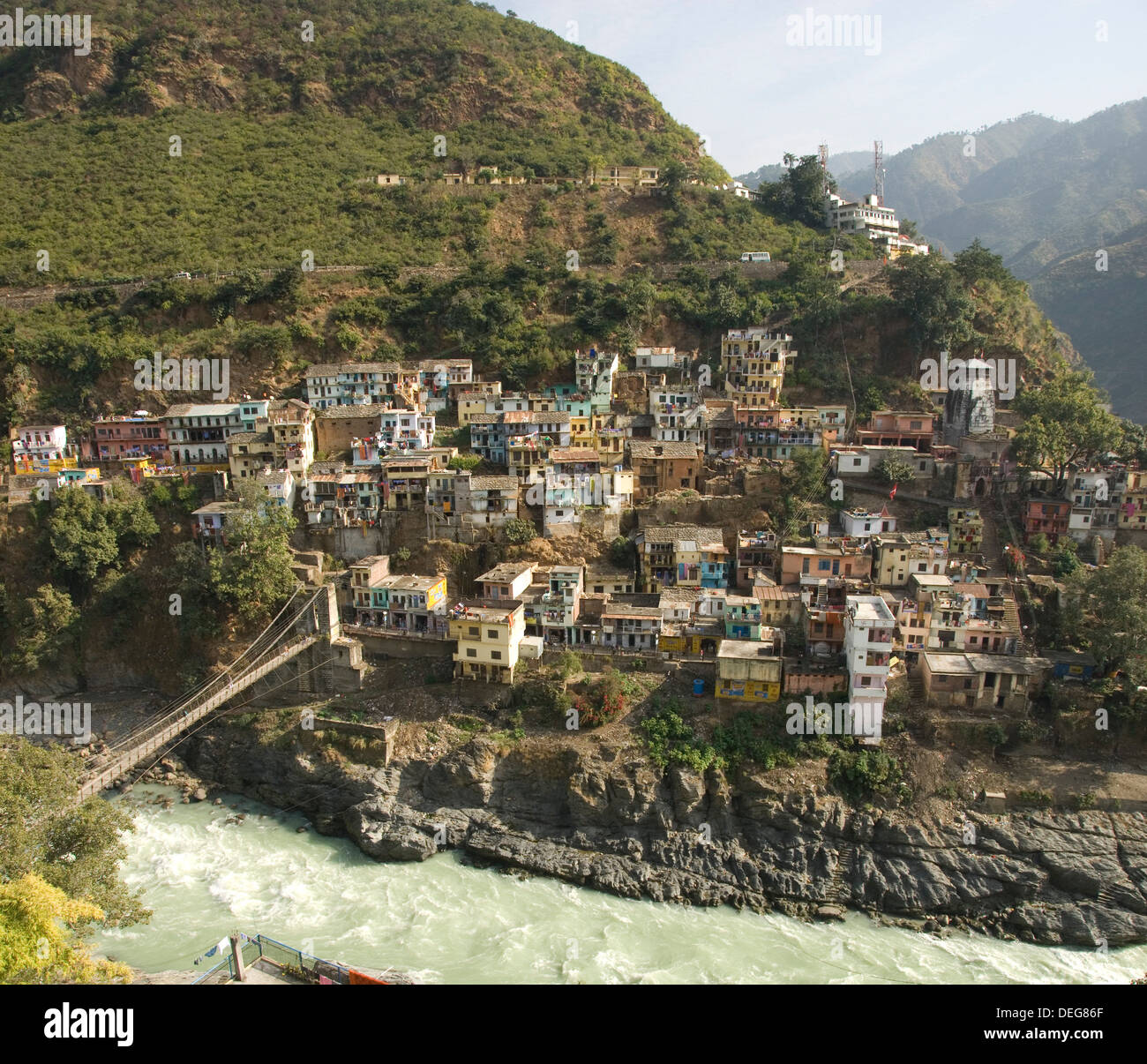 Devaprayag (Deoprayag), heilige Stätte am oberen Ganges River, Garwhal Himalaya, Uttarakhand, Indien, Asien Stockfoto