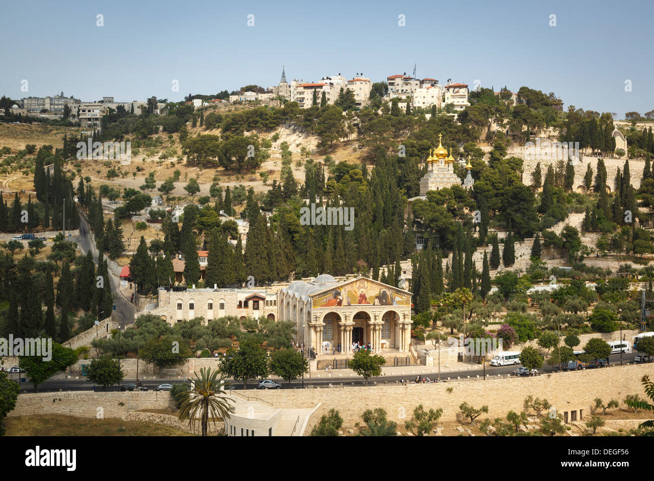 Blick auf die Basilika von der Qual, Gethsemane und die Maria Magdalena Kirche, Ölberg, Jerusalem, Israel, Nahost Stockfoto