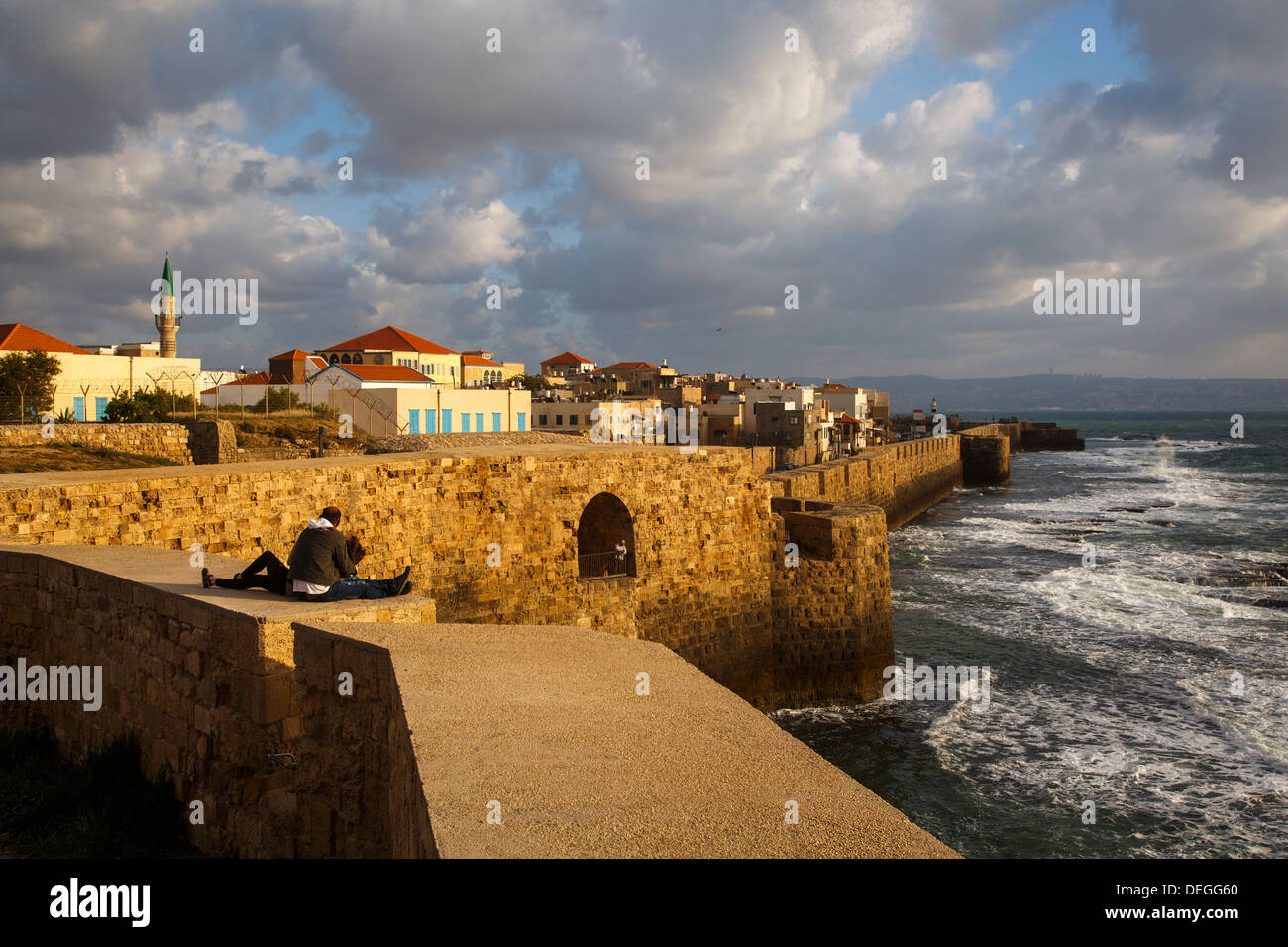 Blick auf die alte Stadtmauer, Akko (Acre), UNESCO-Weltkulturerbe, Israel, Nahost Stockfoto
