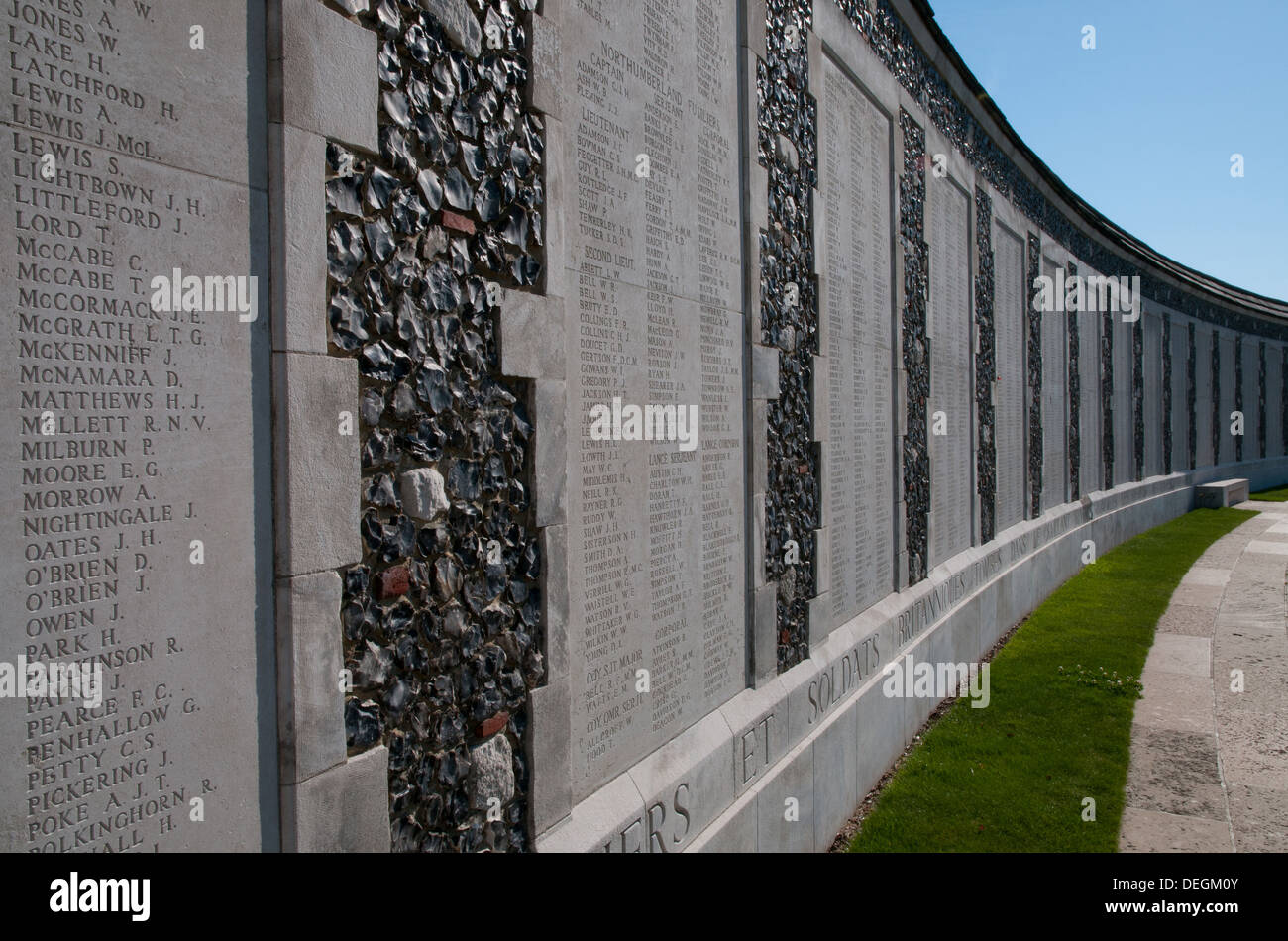 Namen der britischen Kriegstoten eingraviert Tyne Cot Memorial auf die fehlende, Ypres Salient Stockfoto