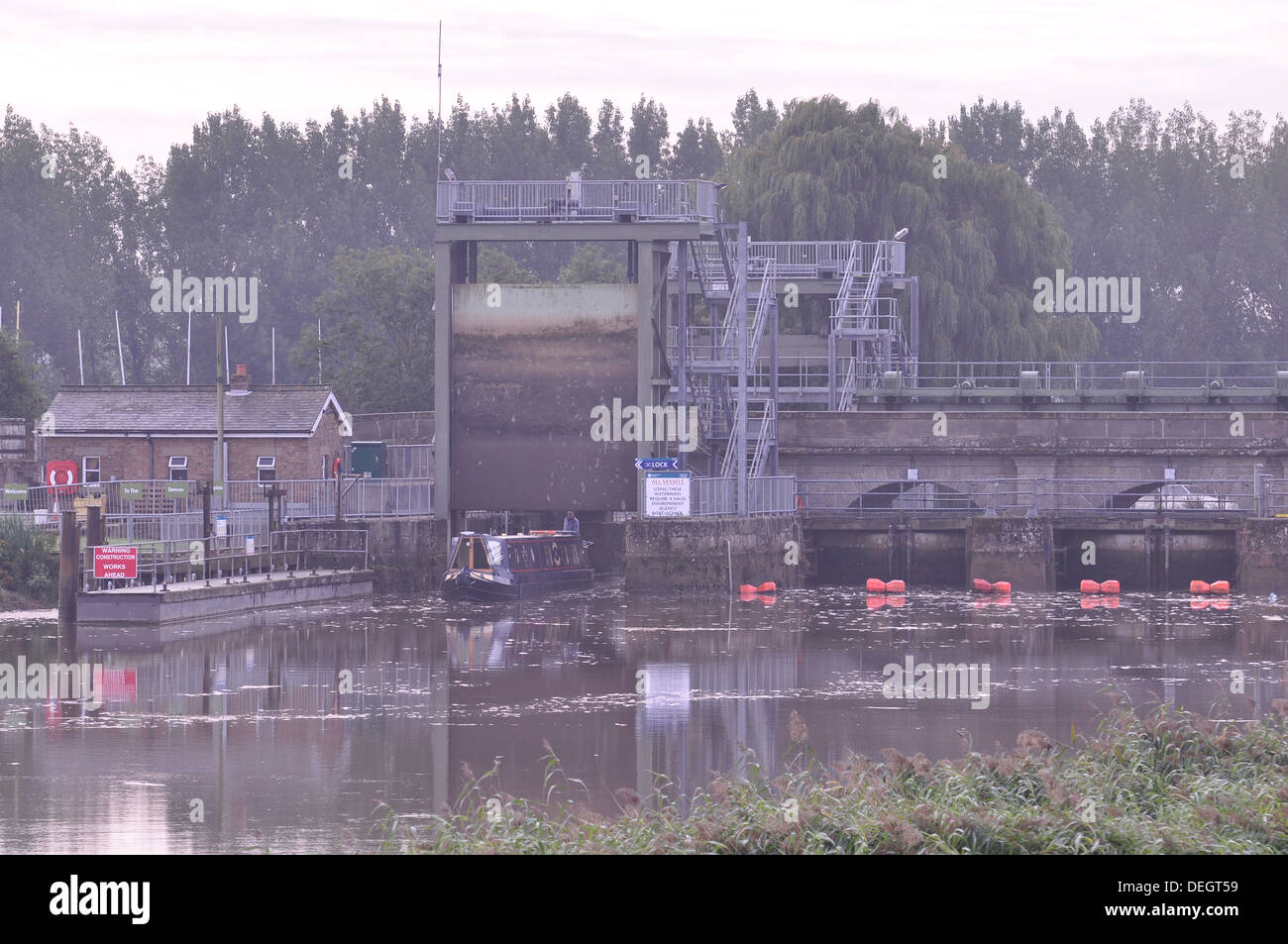 Denver-Schleuse auf dem Fluss Great Ouse, Norfolk. . Stockfoto