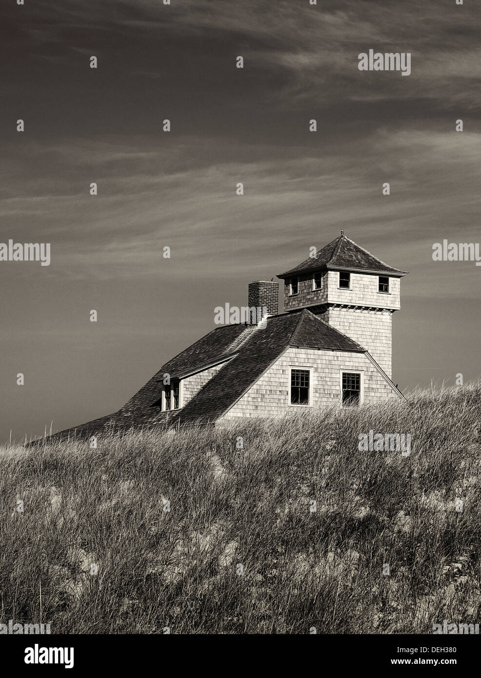 Einsamen Strand Haus eingebettet in die dune Grass, Cape Cod, Massachusetts, USA Stockfoto