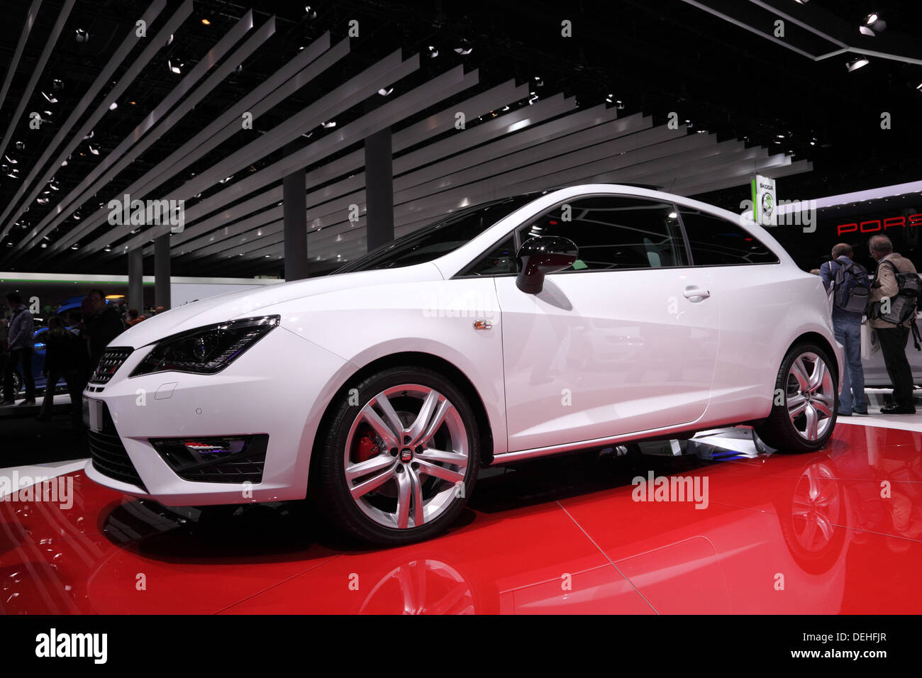 Internationale Automobilausstellung in Frankfurt am Main, Deutschland. Seat präsentiert die neue Ibiza auf der 65. IAA in Frankfurt am Main am September Stockfoto