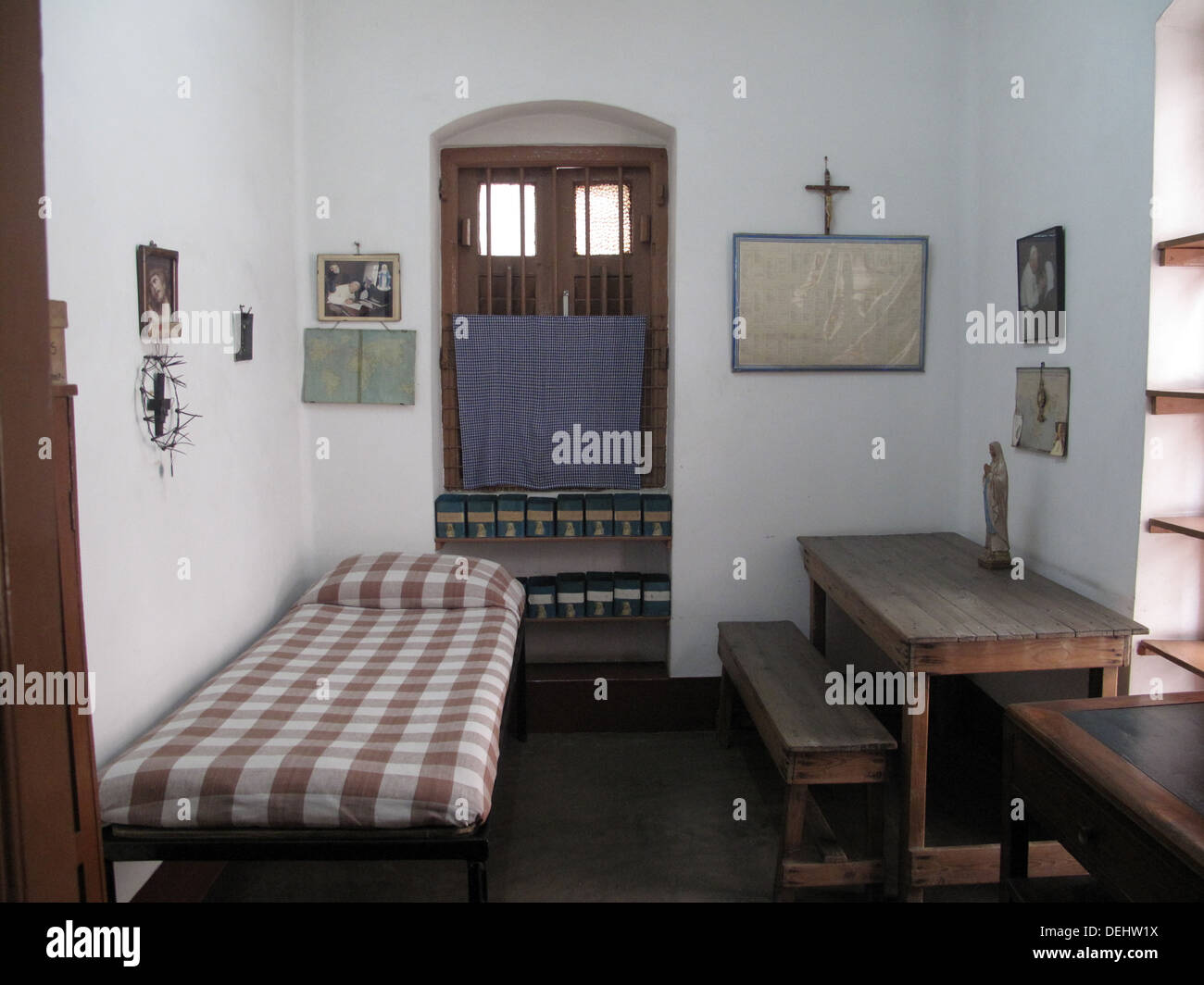 Das ehemalige Zimmer von Mutter Teresa im Mutterhaus in Kolkata, Westbengalen, Indien auf Jan 12,2009. Stockfoto