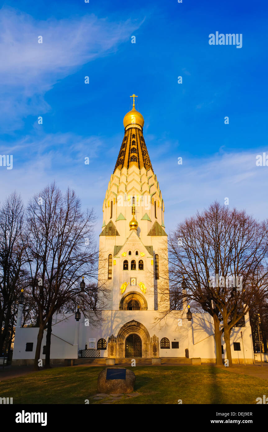 Russisch-orthodoxe Kirche in Leipzig bei Sonnenuntergang Stockfoto