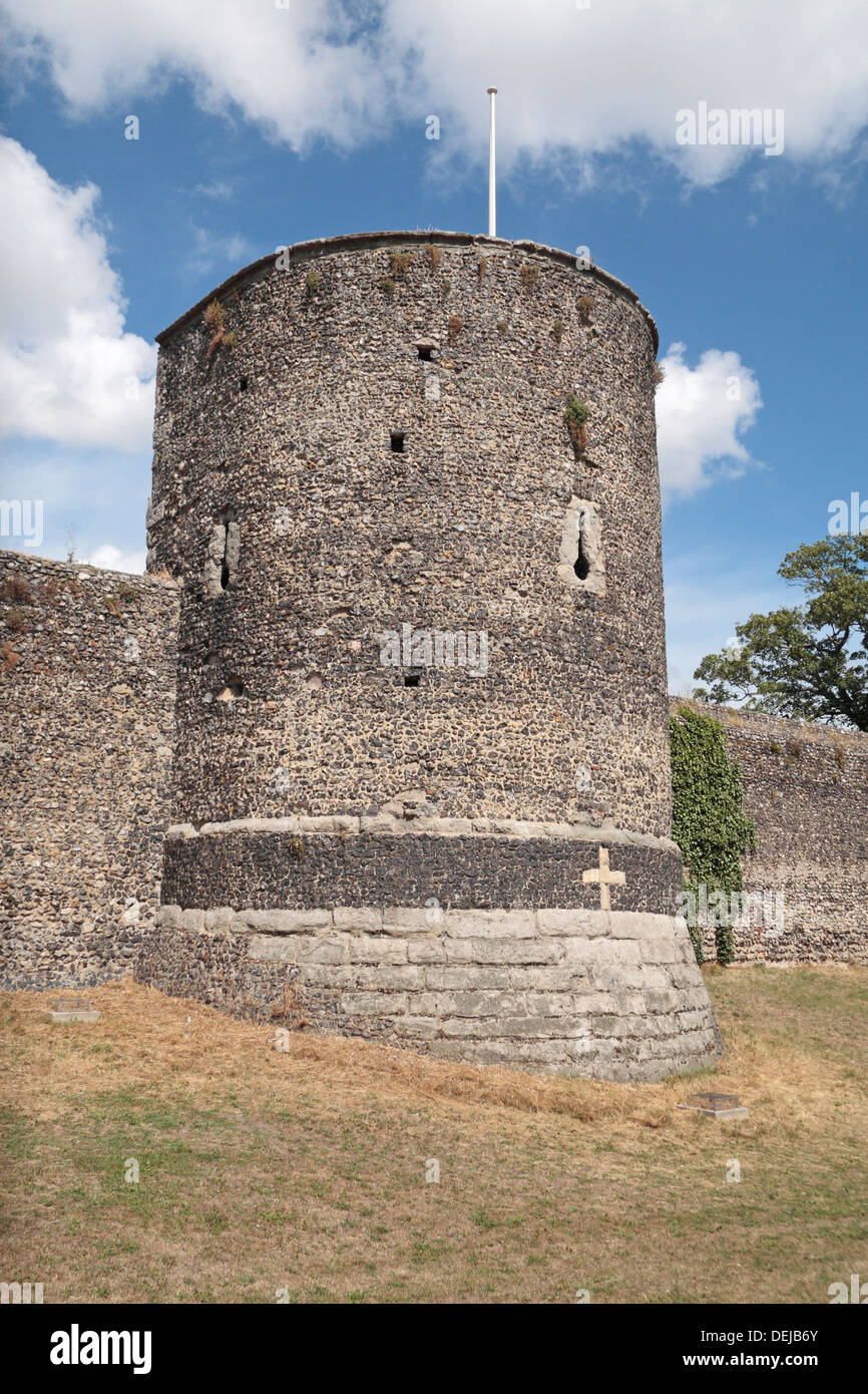 Bestandteil der historischen Stadtmauern, die das Zentrum von Canterbury, Kent, UK umschließen. Stockfoto