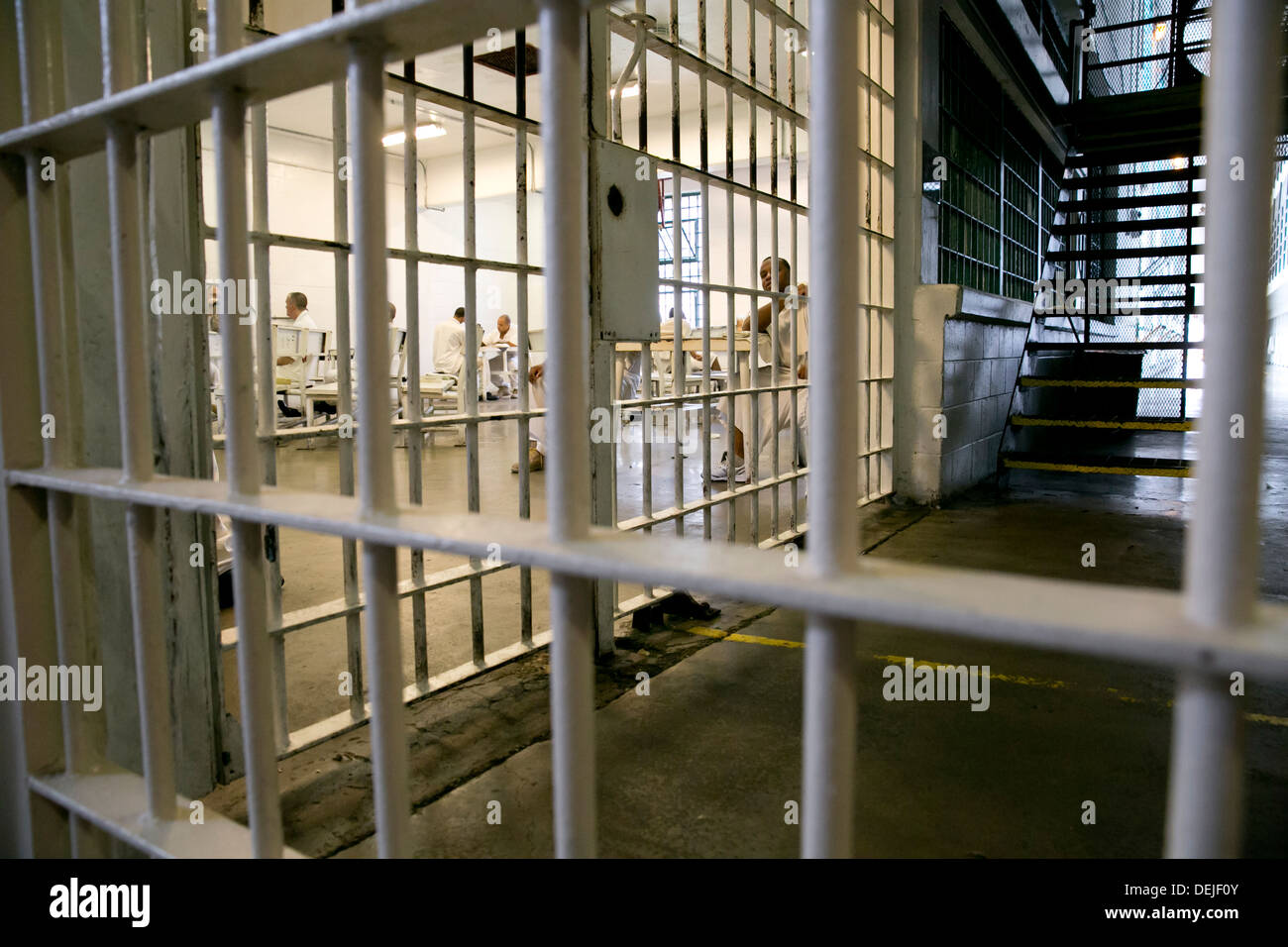 männliche Gefangenen in öffentlichen sozialen Bereiche im Gefängnis in der Nähe von Houston, Texas Stockfoto
