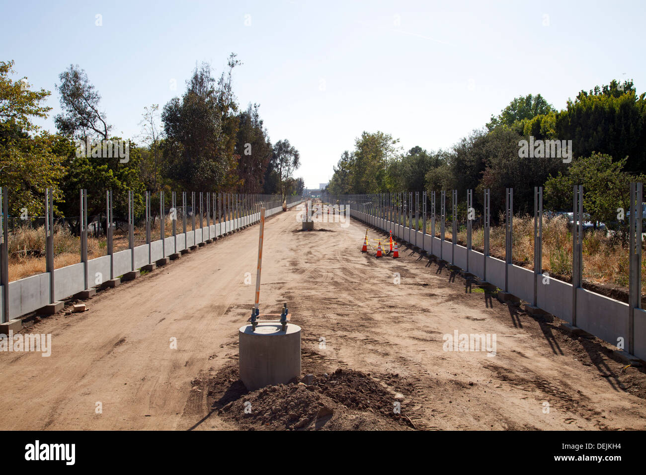 Bau der Phase 2 der Expo Line entlang der Exposition Transitkorridor in West Los Angeles. Stockfoto