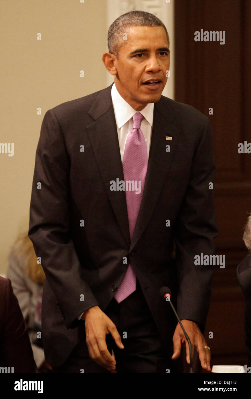 Washington DC, USA. 19. September 2013. US-Präsident Barack Obama kommt, um Bemerkungen bei einem Treffen von seinen Export Council in der Eisenhower Executive Office Building in Washington, DC am 19. September 2013 liefern. Bildnachweis: Yuri Gripas / Pool über CNP Credit: Dpa picture-Alliance/Alamy Live News Stockfoto