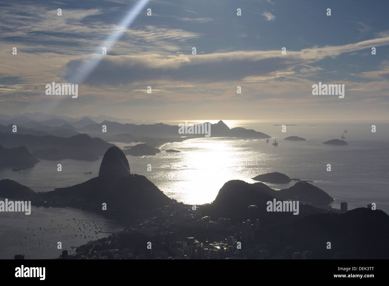 Zuckerhut bei Sonnenaufgang, Rio de Janeiro, Brasilien Stockfoto