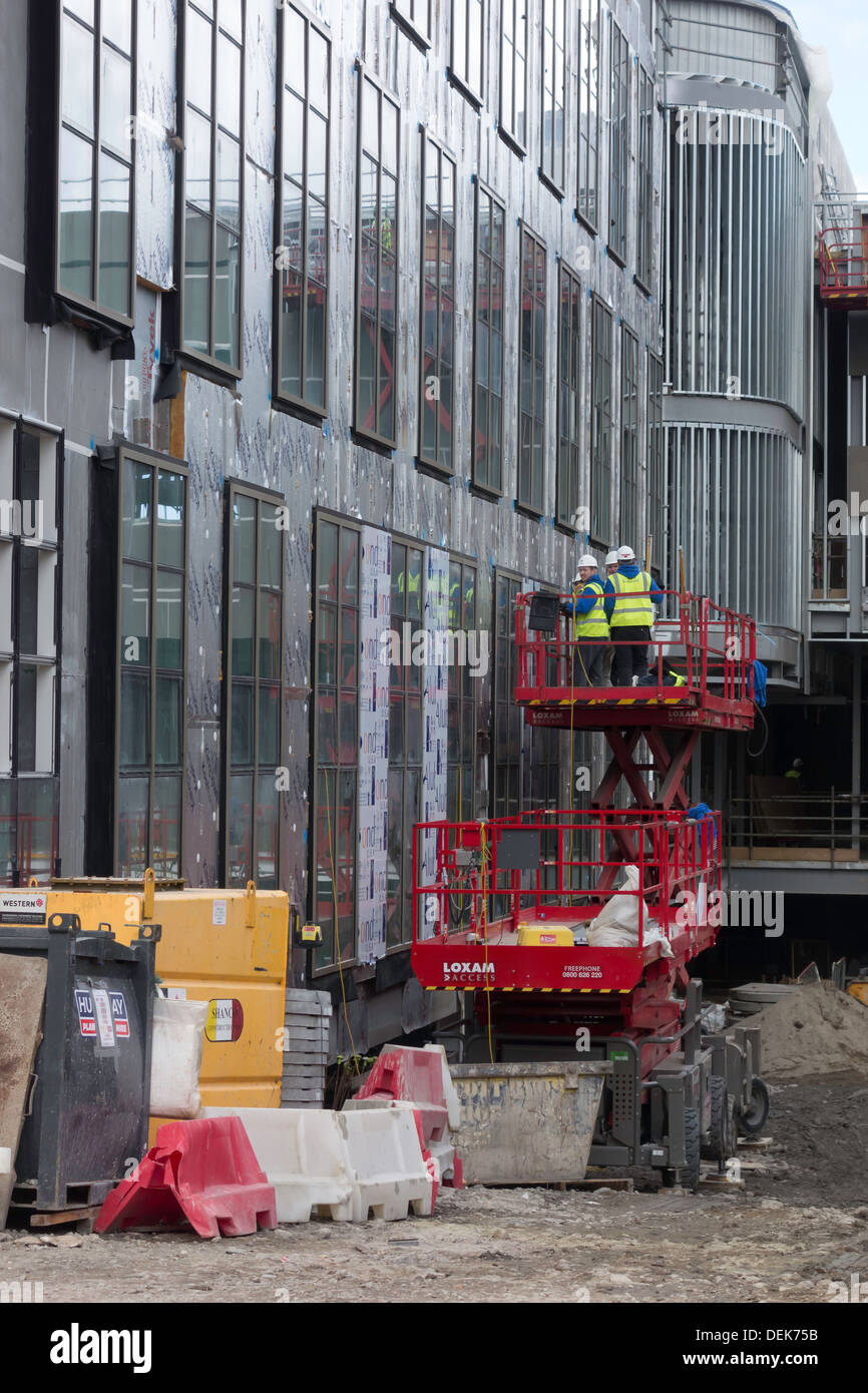 Neue kommunale Schwimmbad-Komplex im Bau in Redcar Cleveland UK 2013 Stockfoto