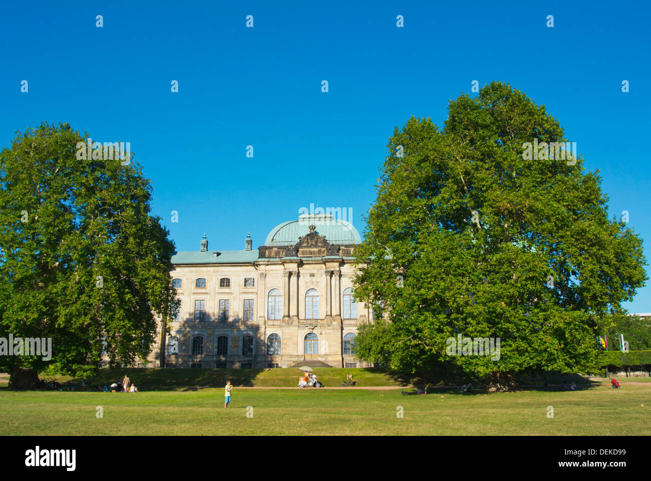 Palaisgarten Parken außerhalb Japanisches Palais Japanisches Palais Gehäuse Völkerkundemuseum Neustadt Dresden Deutschland Europa Stockfoto