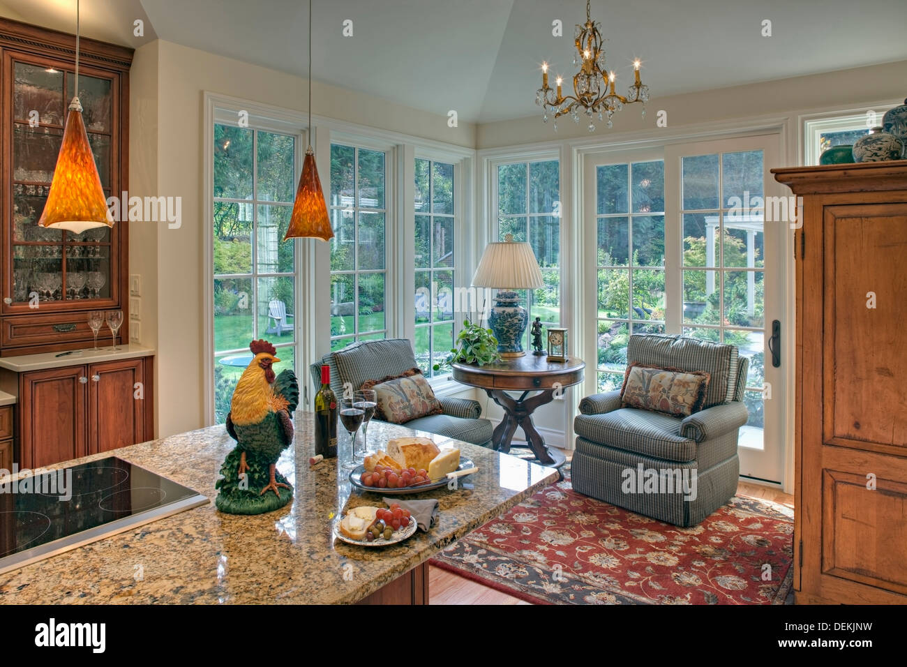 Sessel von Küche im Luxus-Haus Stockfoto