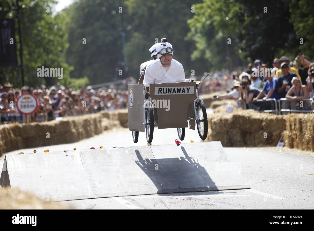 Red Bull Seifenkistenrennen, im Alexandra Palace in London, England im Sommer 2013 statt Stockfoto