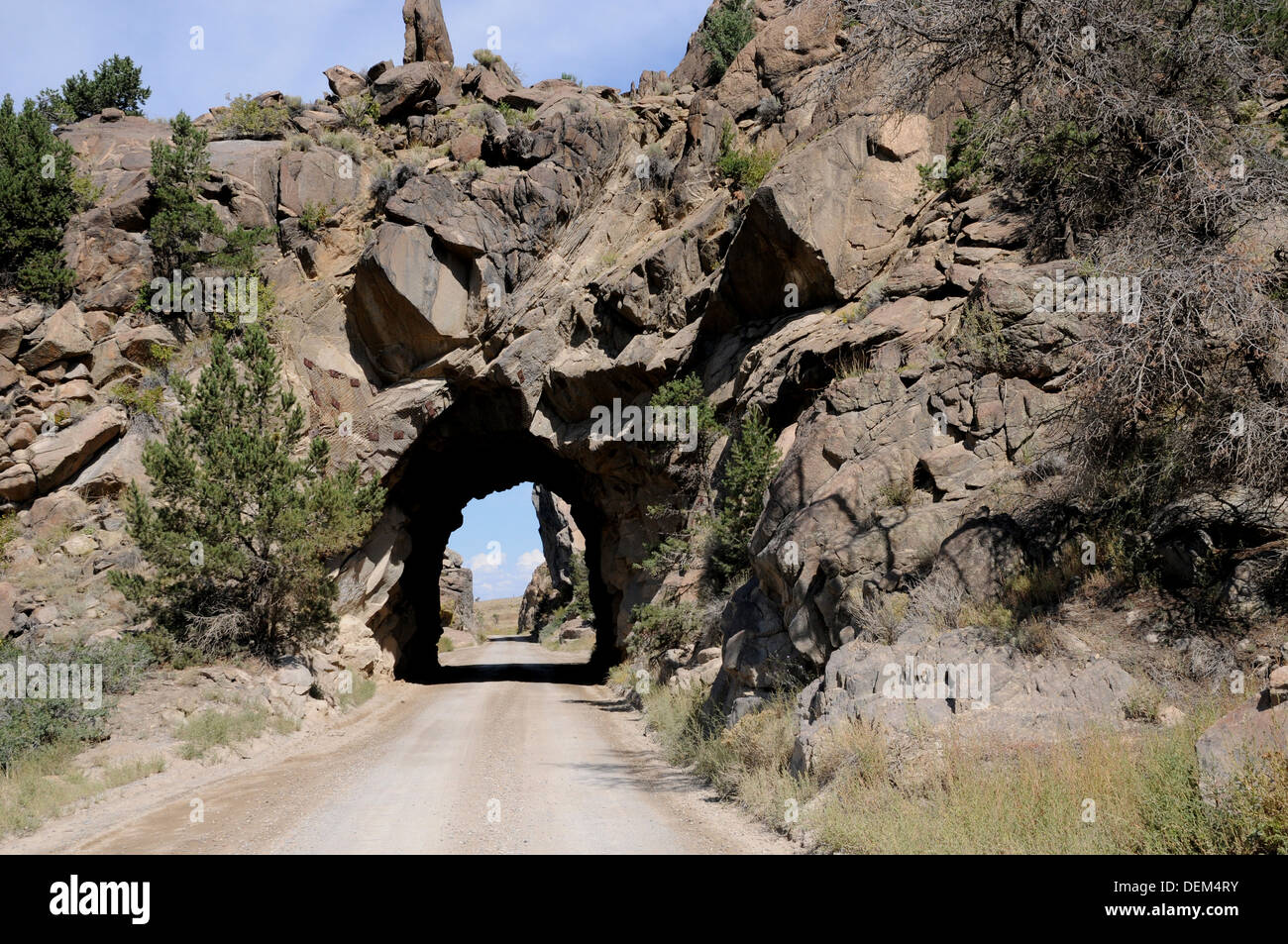 Eine Reihe von Tunneln gebaut von der Midland Railroad ihre Normalspur zu verfolgen Norden von Buena Vista. Stockfoto