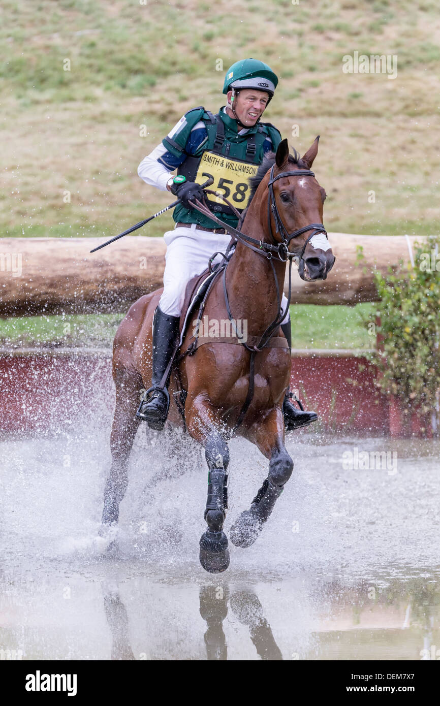 Jonty Evans auf Winston 111 auf der FBE 2013 Gatcombe Park Stockfoto