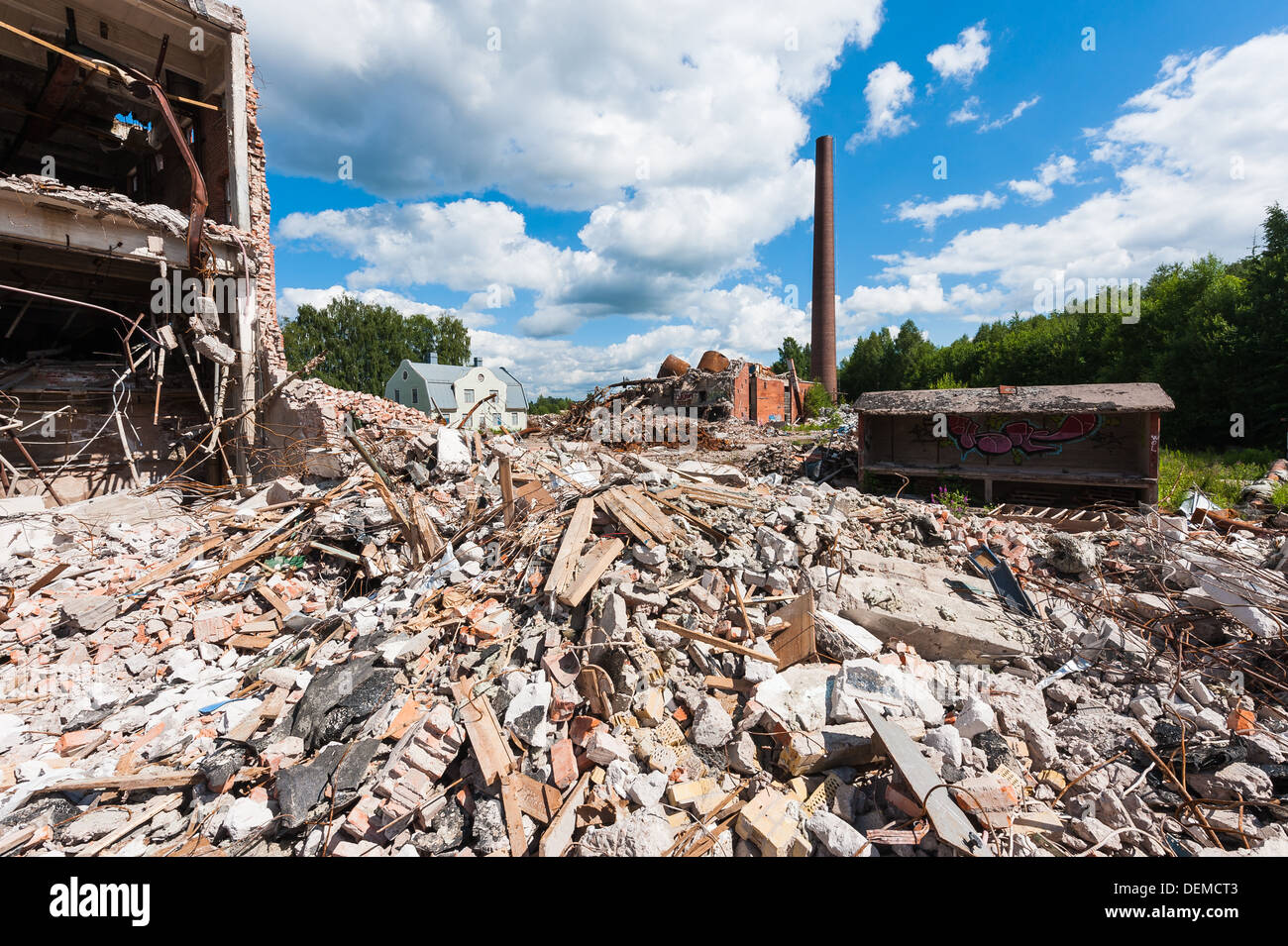 Trümmer der zerstörten Industrie Gebäude, Schweden. Stockfoto