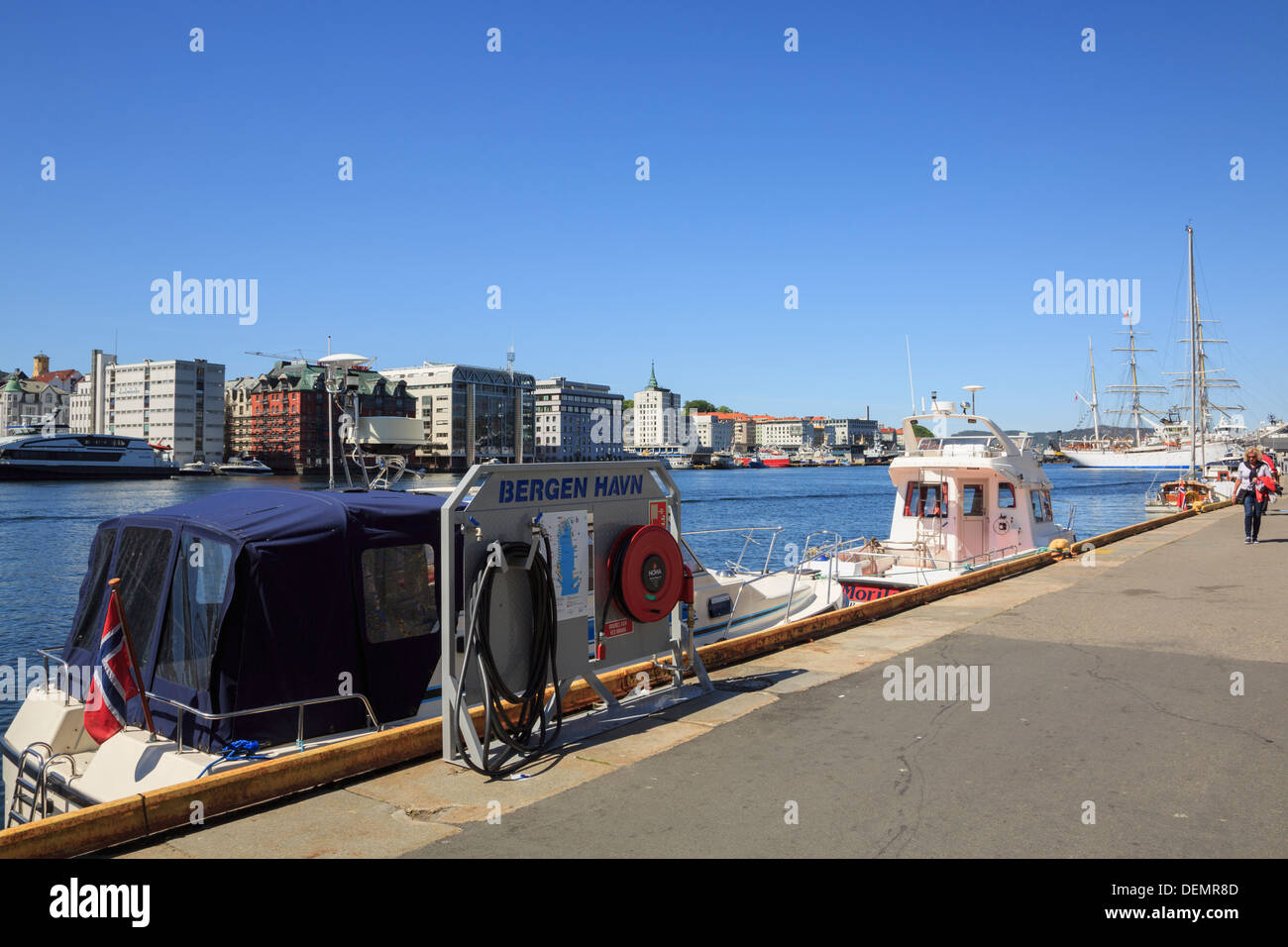 Einrichtungen für festgemachten Boote in Vågen Hafen, Hafen von Bergen Havn, Hordaland, Norwegen, Skandinavien Stockfoto