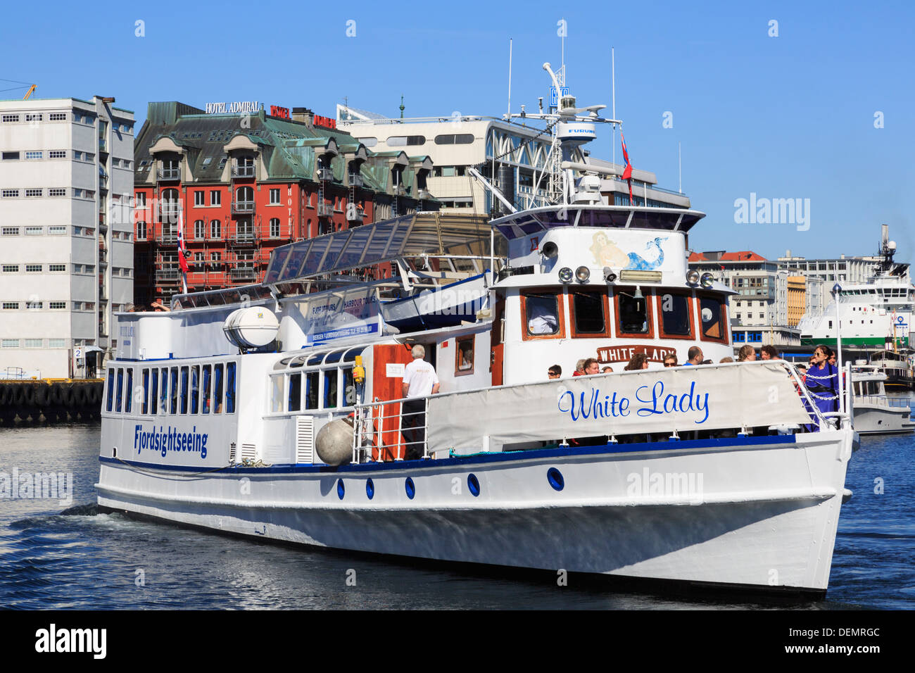 White Lady Touristen Fjord Sightseeing cruise Boot im Hafen Vågen, Bergen, Hordaland, Norwegen, Skandinavien Stockfoto