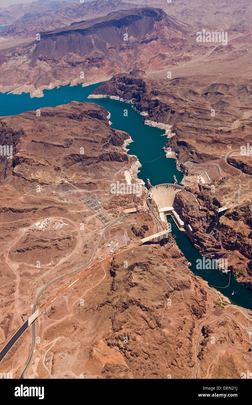Luftaufnahme der Hoover-Staudamm an der Grenze zwischen den US-Bundesstaaten Arizona und Nevada. JMH5486 Stockfoto