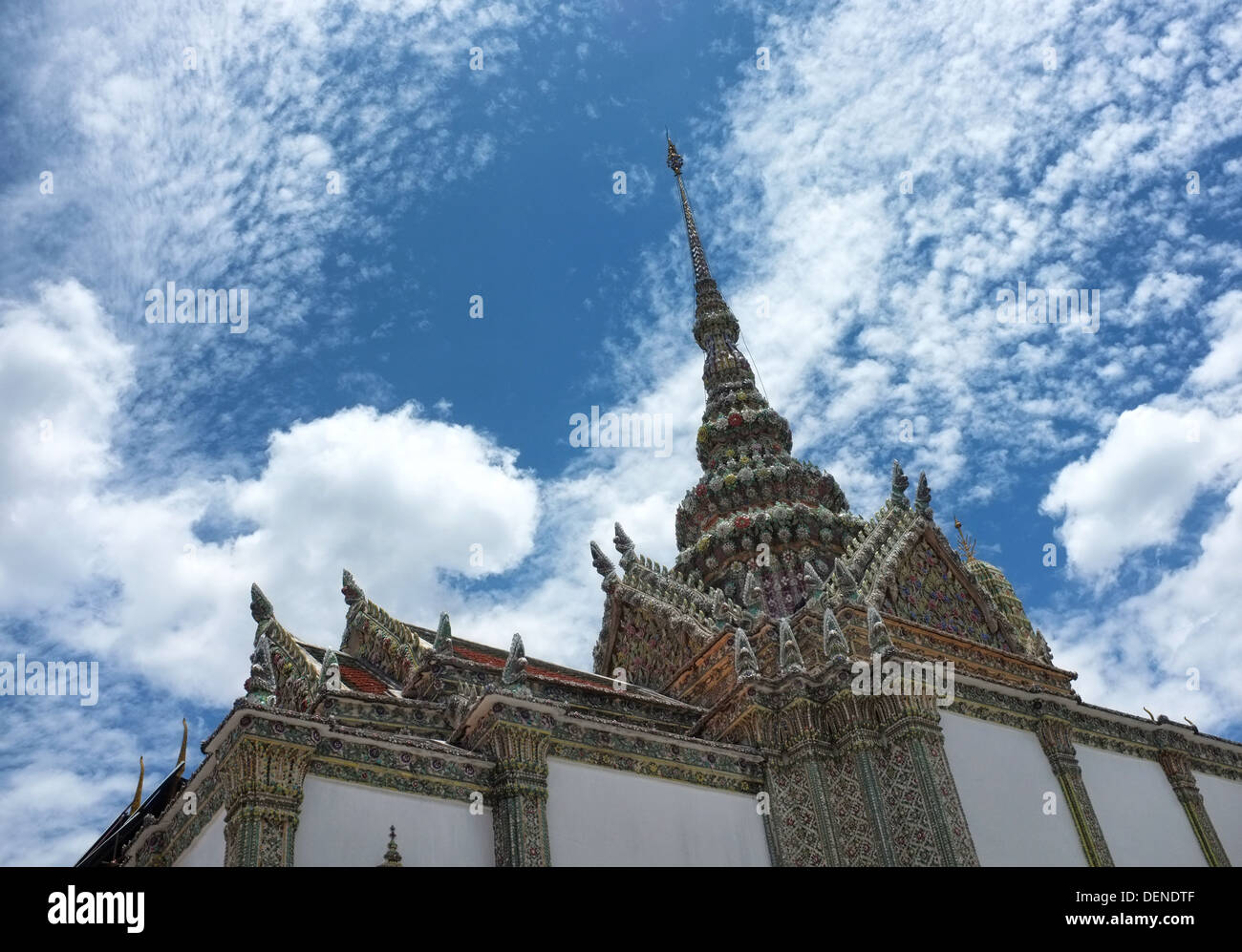 Phra Viharn Yod im Wat Phra Kaeo, Bangkok Stockfoto