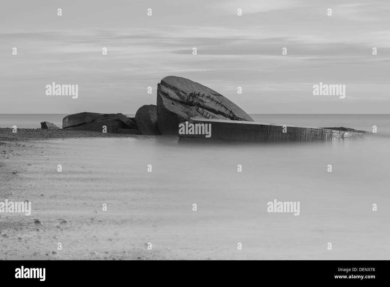 Morgendämmerung am Godwin Batterie Weltkrieg Gewehr Stellung bleibt, Kilnsea in East Yorkshire (Großbritannien) Stockfoto