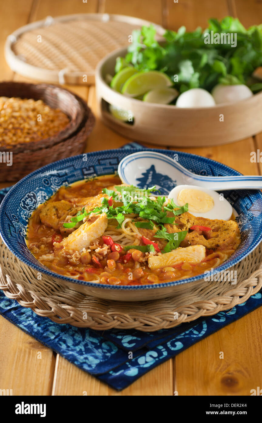 Mohinga Fisch und Nudelsuppe Burma Myanmar Stockfoto