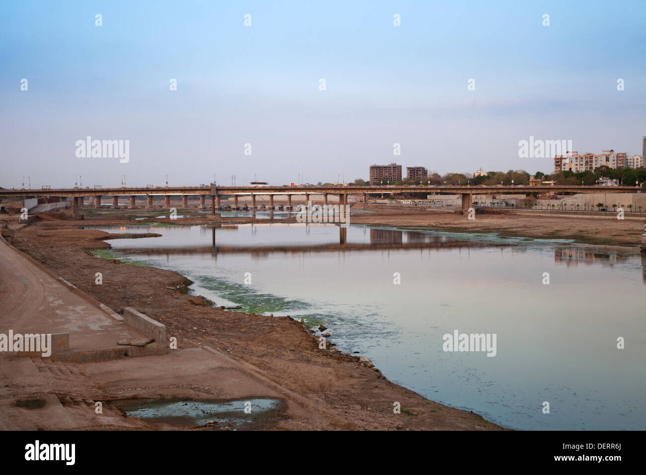 Sabarmati Riverfront, Ahmedabad, Gujarat, Indien Stockfoto