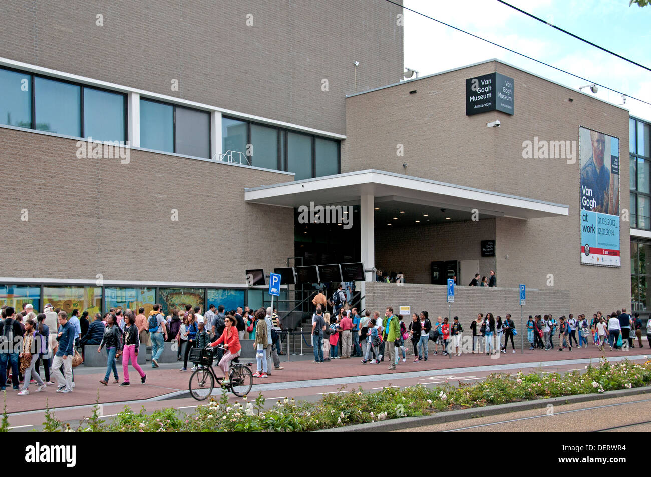 Eingang zum Van Goghmuseum Amsterdam Niederlande Stockfoto