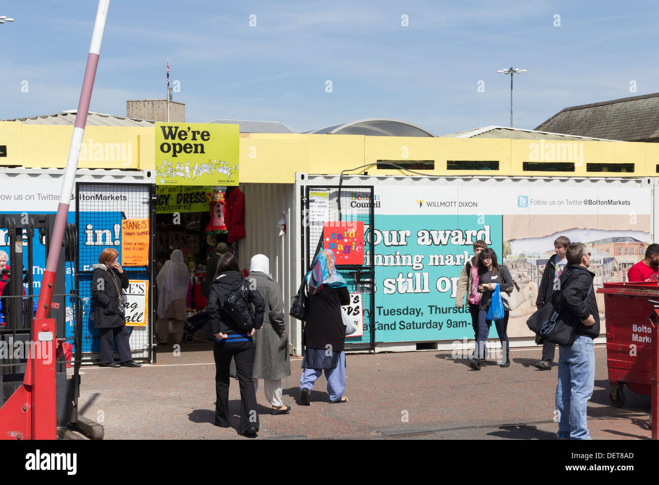 Bolton Markthalle gelegen in einem temporären Gebäude, während die nahe gelegenen permanente indoor Markt Gebäude wird renoviert Stockfoto