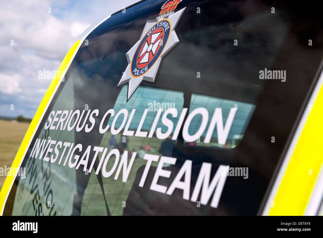 Der Text auf einem Bildschirm von Wiltshire Polizei ernsthaften Zusammenstoß Ermittlungsgruppe Fahrzeug Stockfoto